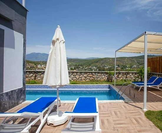 Kaş Gelemiş'te Balayı Çiftlerine Uygun, Özel Havuzlu, Jakuzili Villa - 1