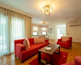 Muğla Ula'da Tesis İçerisinde, Ortak Havuzlu, 3+1 Villa - 3