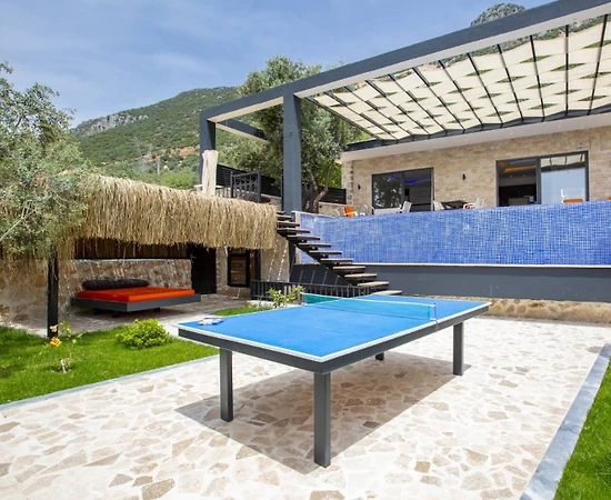 Kaş Bezirgan'da Balayı Çiftlerine Uygun, Özel Havuzlu, Ferah Villa - 1