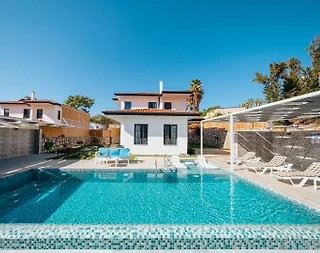 Kaş Patara'da Doğa İçerisinde, Yetişkin ve Çocuk Havuzlu, Kiralık Villa - 3