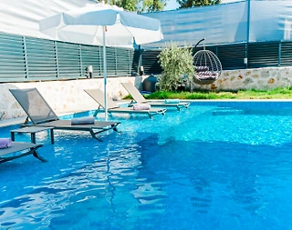 Kaş Gelemiş'te Merkezi Konumda, Özel Havuzlu, Jakuzili Villa - 4