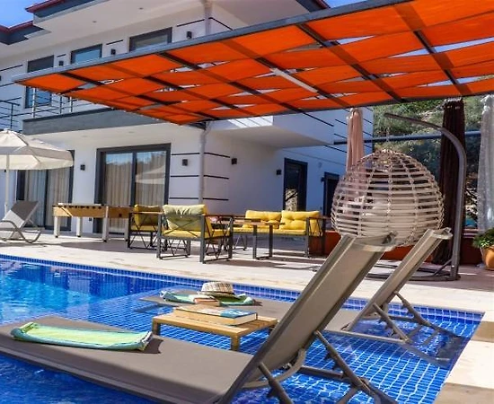 Kaş Patara'da Sakin Konumda, Özel Havuzlu, Konforlu Villa - 1