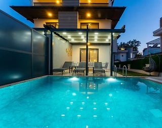 Fethiye Çiftlik'te Plaja Yürüme Mesafesinde, Özel Havuzlu, Kiralık Villa - 3