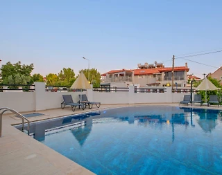 Muğla Fethiye'de Elverişli Konumda, Ortak Havuzlu, Tatil Evi - 4