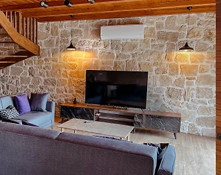 Sakarya Sapanca'da Doğa Manzaralı, Isıtmalı Havuzlu, Şık Villa - 5