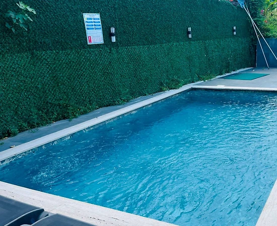 Sakarya Sapanca'da Göl Manzaralı, Özel Havuzlu, Jakuzili, Kiralık Villa - 1