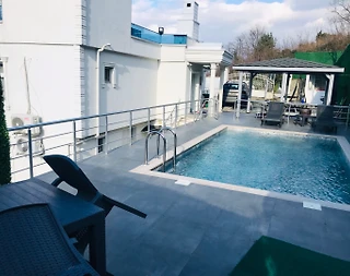Sakarya Sapanca'da Göl Manzaralı, Özel Havuzlu, Jakuzili, Kiralık Villa - 5