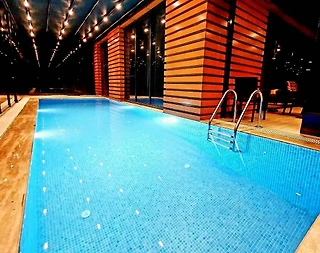 Sakarya Sapanca'da Kapalı Isıtmalı Havuzlu, Modern Tasarımlı Villa - 2