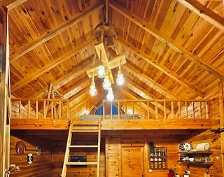 Sapanca Rüstempaşa'da Geniş Bahçeli, Özel Havuzlu, Jakuzili Bungalov - 2