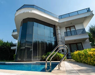Sapanca Gazipaşa'da Doğa İle İç İçe, Özel Havuzlu, Lüks Villa - 2