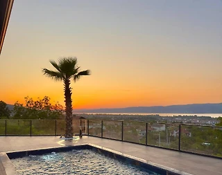 Sapanca Nailiye'de Doğa İle İç İçe, Isıtmalı Havuzlu, Lüks Villa - 5