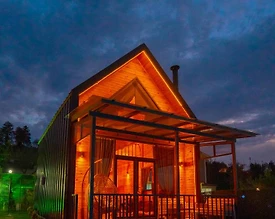 Sapanca Akçay'da Ahşap Tasarımlı, Isıtmalı Havuzlu, Jakuzili Bungalov - 2