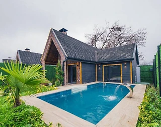 Sapanca Çayiçi'nde Muhteşem Doğada, Isıtmalı Havuzlu, Şık Bungalov - 2