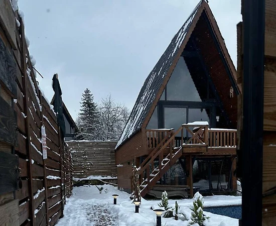 Sapanca Kuruçeşme'de Huzurlu Doğada, Özel Havuzlu, Lüks Bungalov - 1