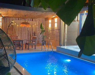 Sapanca Göl'de Merkezi Konumda, Isıtmalı Havuzlu, Kiralık Bungalov - 4