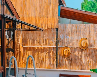 Sapanca Göl'de Otantik Tasarımlı, Isıtmalı Havuzlu, Jakuzili Villa - 3