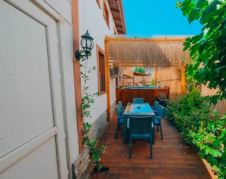 Sapanca Göl'de Otantik Tasarımlı, Isıtmalı Havuzlu, Jakuzili Villa - 5