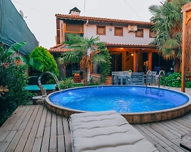 Sapanca Göl'de Yeşillikler İçerisinde, Isıtmalı Havuzlu, Otantik Villa - 2