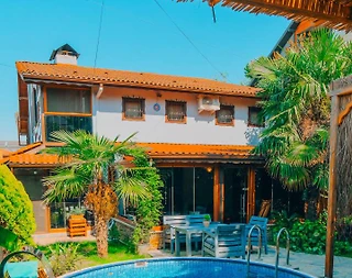 Sapanca Göl'de Yeşillikler İçerisinde, Isıtmalı Havuzlu, Otantik Villa - 3