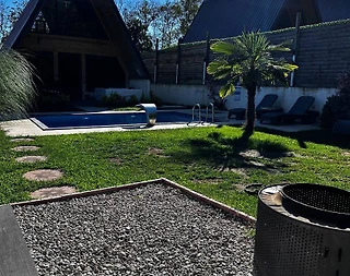 Sapanca Göldibi'nde Elverişli Konumda, Özel Havuzlu, Jakuzili Bungalov - 3