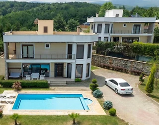 Sapanca Güldibi'nde Doğa İle İç İçe, Özel Havuzlu, Bahçeli Villa - 3