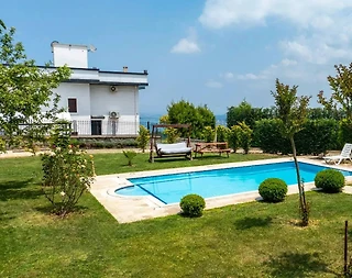 Sapanca Güldibi'nde Doğa İle İç İçe, Özel Havuzlu, Bahçeli Villa - 4