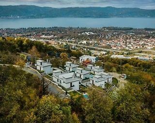 Sapanca Güldibi'nde Doğa İle İç İçe, Özel Havuzlu, Modern Villa - 3