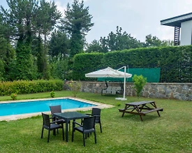 Sapanca Güldibi'nde Yeşillikler İçerisinde, Özel Havuzlu, Modern Villa - 3