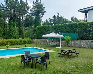 Sapanca Güldibi'nde Yeşillikler İçerisinde, Özel Havuzlu, Modern Villa - 3