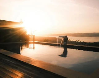 Sapanca Hacımercan'da Göl Manzaralı, Isıtmalı Havuzlu, Şık Bungalov - 1