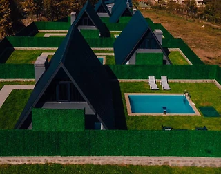 Sapanca Hacımercan'da Site İçerisinde, Özel Havuzlu, Lüks Bungalov - 1