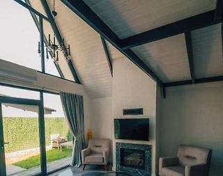 Sapanca Hacımercan'da Site İçerisinde, Özel Havuzlu, Lüks Bungalov - 5