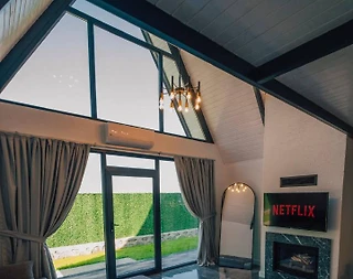 Sapanca Hacımercan'da Tesis İçerisinde, Özel Havuzlu, Şık Bungalov - 3