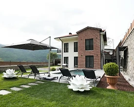 Sapanca İkramiye'de Geniş Bahçeli, Özel Havuzlu, Lüks Tasarımlı Villa - 2