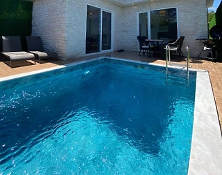 Sapanca İlmiye'de Balayı Çiftlerine Uygun, Özel Havuzlu, Modern Villa - 2