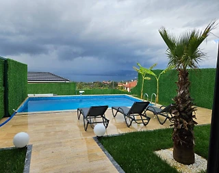 Sapanca İlmiye'de Göl Manzaralı, Özel Havuzlu, Çift Jakuzili Villa - 3