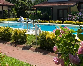 Sapanca'da Kalabalık Ailelere Uygun, Ortak Havuzlu, Modern Tatil Evi - 2