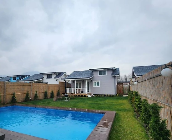 Sapanca Kırkpınar'da Balayı Çiftlerine Uygun, Isıtmalı Havuzlu, Ferah Tiny House - 1
