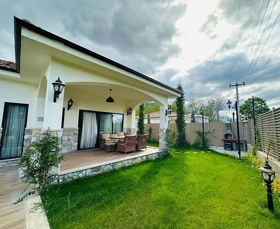 Sapanca Kırkpınar'da Doğa İçerisinde, Özel Havuzlu, 2+1 Villa - 1