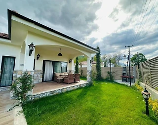 Sapanca Kırkpınar'da Doğa İçerisinde, Isıtmalı Havuzlu, 2+1 Villa - 1