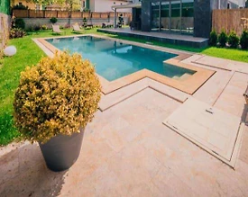 Sapanca Kırkpınar'da Elverişli Konumda, Isıtmalı Havuzlu, Lüks Villa - 2