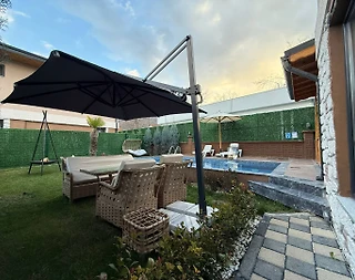 Sapanca Kırkpınar'da Merkeze Yakın, Isıtmalı Havuzlu, Lüks Villa - 5