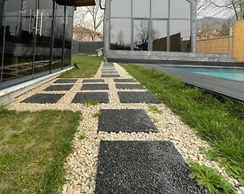 Sapanca Kırkpınar'da Merkeze Yakın, Özel Havuzlu, Kış Bahçeli Bungalov - 3