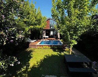 Sapanca Kırkpınar'da Merkezi Konumda, Isıtmalı Havuzlu, Kiralık Bungalov - 3