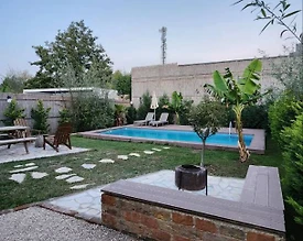 Sapanca Kırkpınar'da Minimalist Tasarımlı, Isıtmalı Havuzlu, 1+1 Tiny House - 2