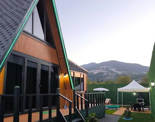 Sapanca Kırkpınar'da Modern Tasarımlı, Isıtmalı Havuzlu, 2+1 Bungalov - 2