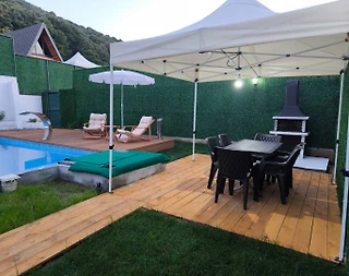 Sapanca Kırkpınar'da Modern Tasarımlı, Isıtmalı Havuzlu, 2+1 Bungalov - 3