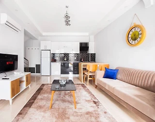 Sapanca Kırkpınar'da Nezih Konumda, Kapalı Özel Havuzlu, Lüks Villa - 5