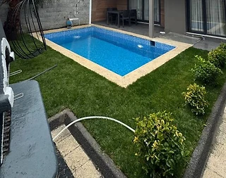 Sapanca Kırkpınar'da Nezih Konumda, Isıtmalı Havuzlu, Lüks Villa - 1