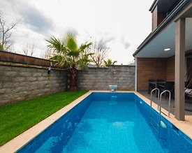 Sapanca Kırkpınar'da Sakin Konumda, Isıtmalı Havuzlu, Kiralık Villa - 3